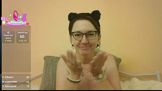 LisaHoneyLisa webcam