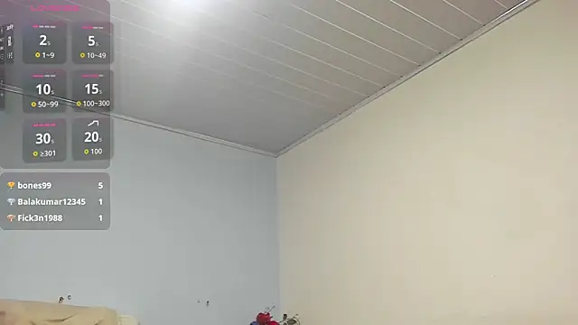 kaylaMinov_ webcam