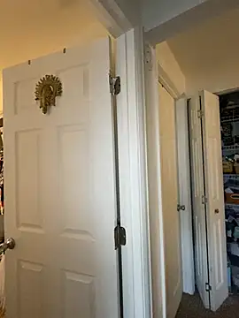ThornsandHoney webcam