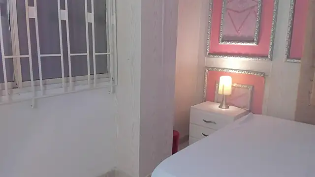 alisha_desire webcam