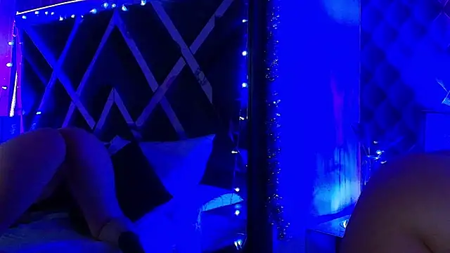 victoriaa_lee_ webcam