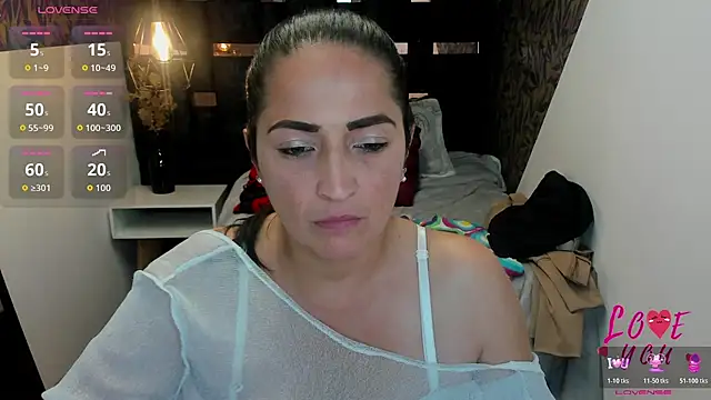 KatteMilf webcam