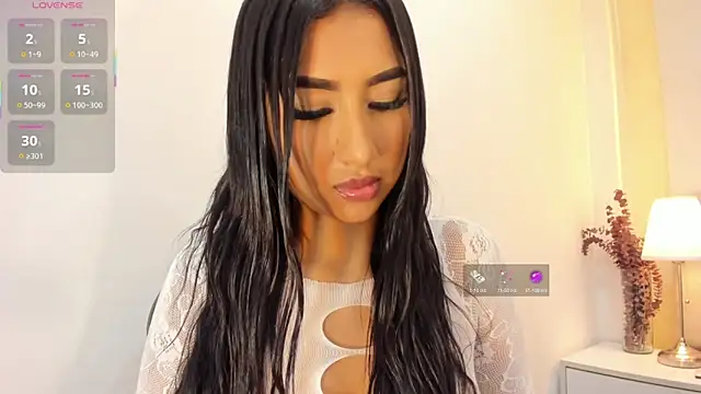 SalomeeBell webcam