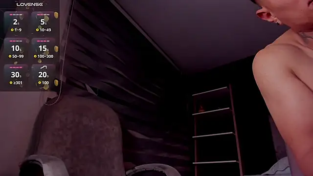 LiamDeep webcam
