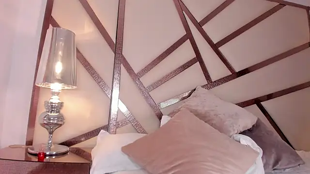 PaulinaDevon webcam