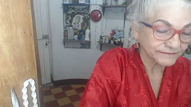 FunnyGrandma webcam