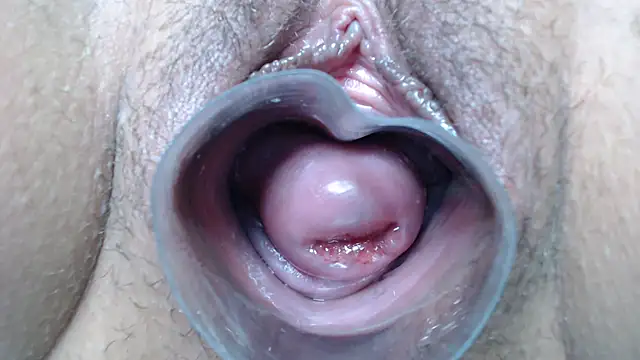 princess_pussy01 (F young) - stick inside Cervix