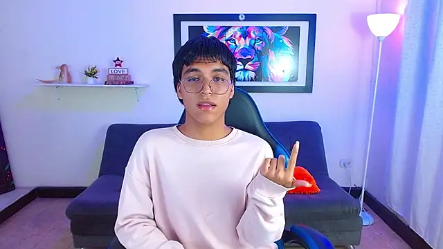 maecum18 (M twink) - Cumshow public
