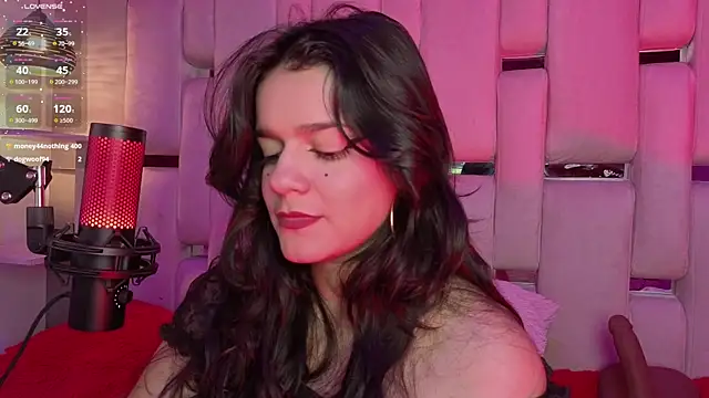 ValerieKay_ webcam
