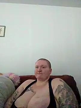 MorningstarDeviant webcam