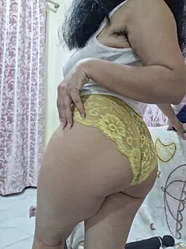 Webcam Model (Jassi_Does)  is live.Free join now!