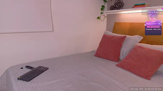 sarah_rayy webcam