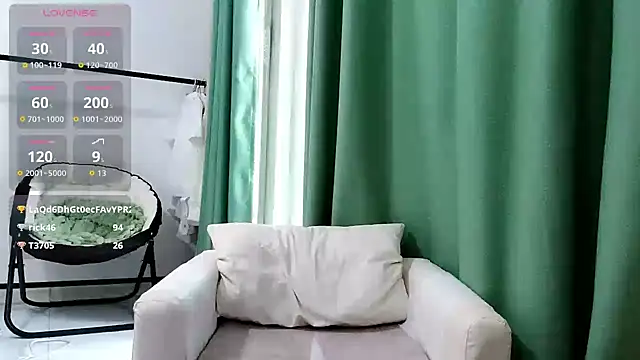 Leila-11 webcam