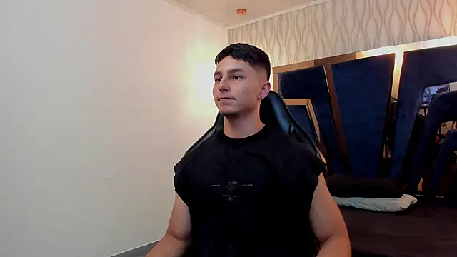 Noah_Clarkk webcam