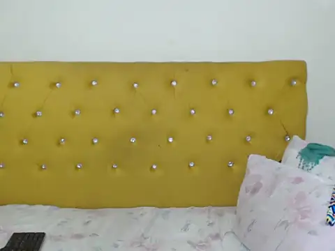 GlamGoddess91 webcam