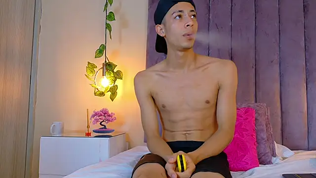 Liam__Mercury webcam