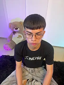 Asher_Young webcam