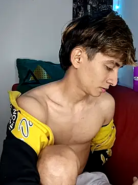 andy_kein (Ask my age) - Show cum I watch porn to masturbate