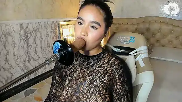 EvaSpicy_ webcam