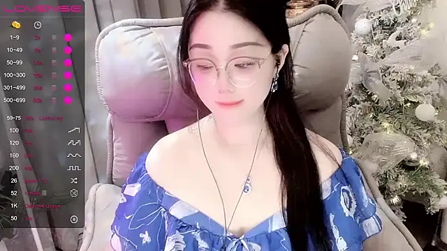 Monica-666888- webcam