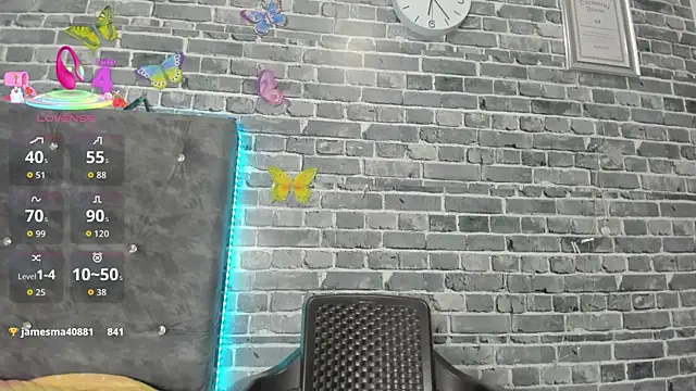 taty_juts webcam