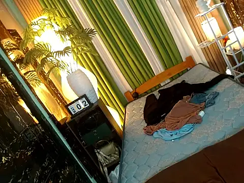 Queen_kendalx19 webcam
