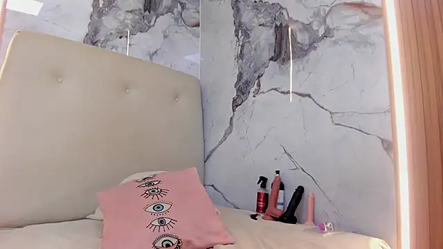 SAMANTHABENET webcam