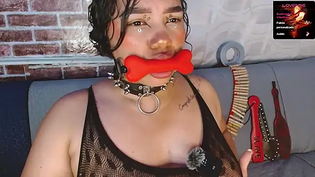 scarlet_queen__ webcam