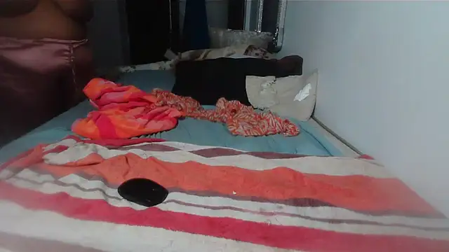 Lucia-boobs webcam