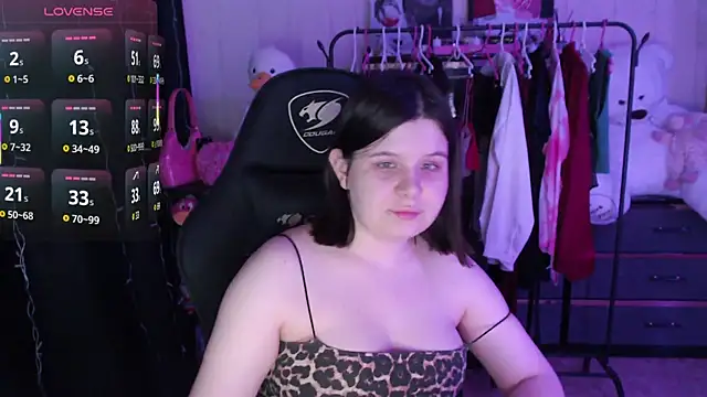 amyvibess - AmyVibess's free webcam - UK Sex Cams