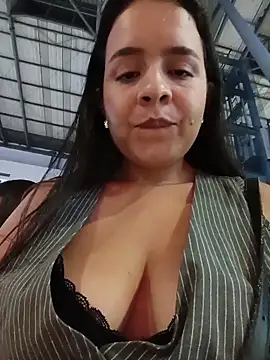 Julieth_hot-69 webcam