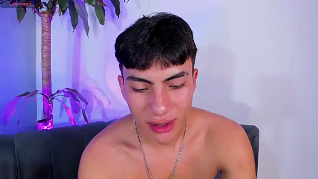 EthanSantori webcam