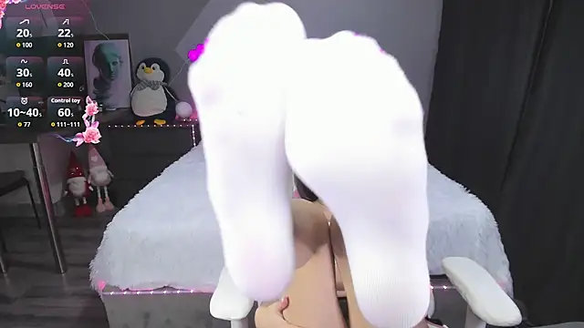 Maggie_Moore webcam
