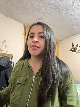 latinfemale - Latinfemale's free webcam - UK Sex Cams