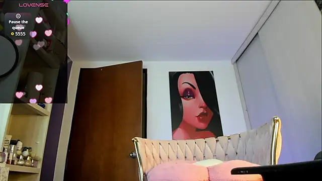 REAL_SCARLETBRIGHT webcam