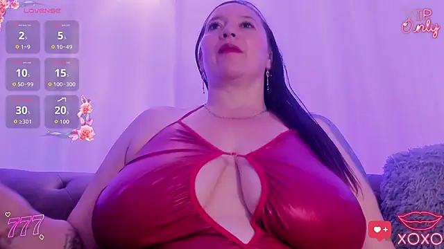 Anyelina_milf webcam
