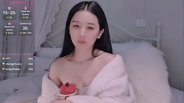 美女BingLin-在线直播
