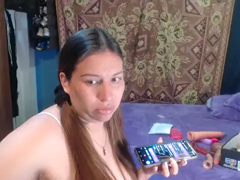 layanafuckass (Ask my age) - video