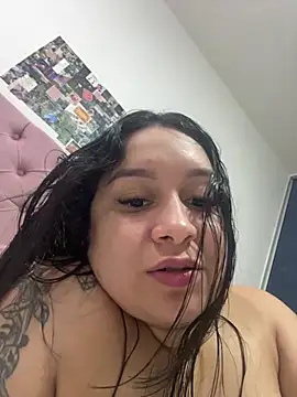 Pretty_Isadora webcam
