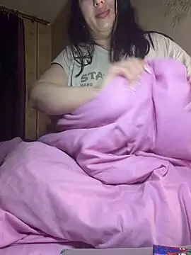 Naughtbaby_2025 webcam