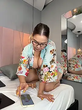 AnnaJaimes webcam