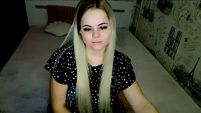 lovely-eyes webcam