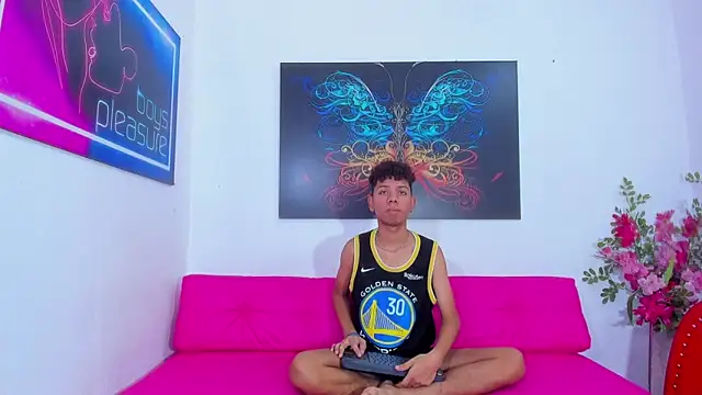 Spicy_guys webcam