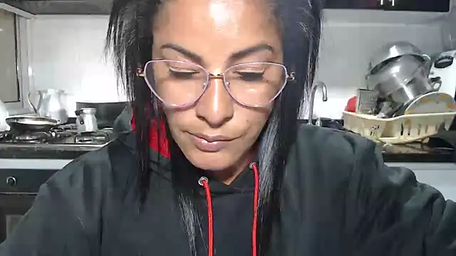kateleyagrey webcam