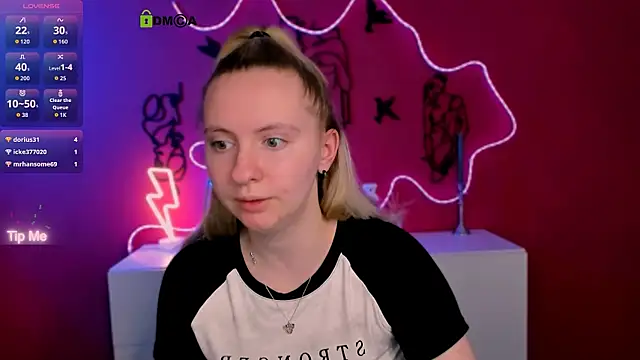 mila_glow1 webcam
