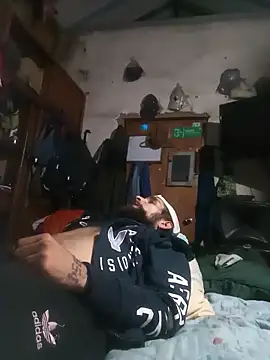 hairy_mannn webcam