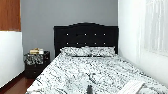 Emilia_1995 webcam