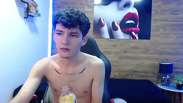 trevor_mob (M twink) - totally naked and hard