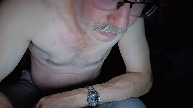 loverboyxxx69 webcam