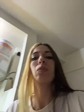 StonerWitch6 webcam